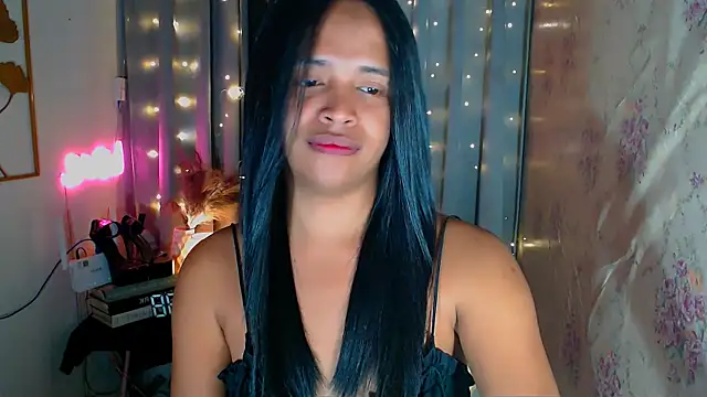 Snapshot of Lorainnelustts chatting on February 2026 02:07:02 AM Lorainnelustts online show from February 2026 02:07:02 AM