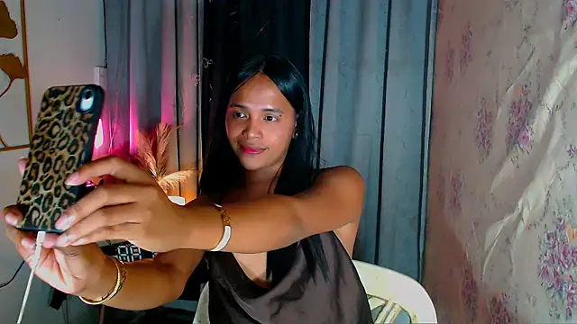 Snapshot of Lorainnelustts chatting on February 2026 03:51:02 PM Lorainnelustts online show from February 2026 03:51:02 PM