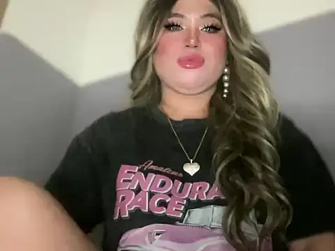 Naughtyrosecum online show from October 2025 01:52:01 PM