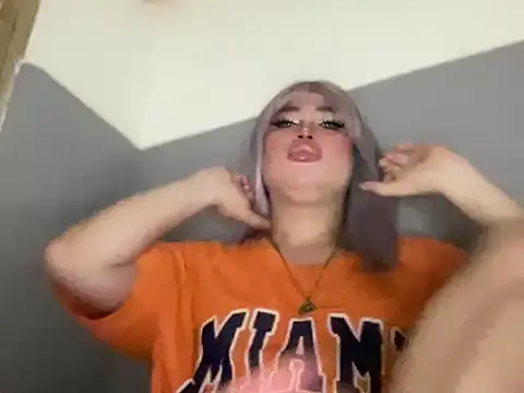 Naughtyrosecum online show from December 2025 03:18:02 PM