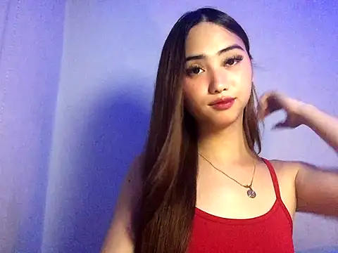 Kiah Wyatt online show from November 2025 07:41:02 AM