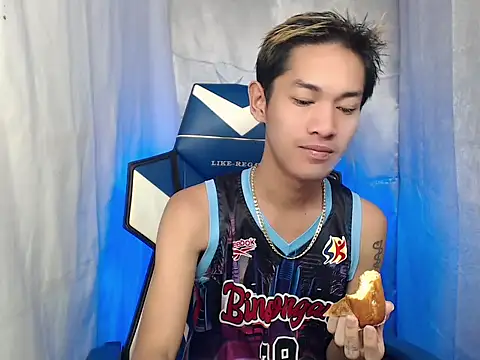 Snapshot of riks_tyler chatting on February 2026 06:22:02 PM riks tyler online show from February 2026 06:22:02 PM