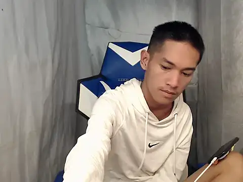 Snapshot of riks_tyler chatting on March 2026 07:21:02 PM riks tyler online show from March 2026 07:21:02 PM