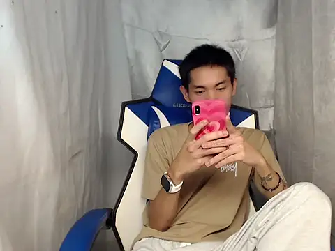 riks tyler online show from April 2026 07:11:02 PM