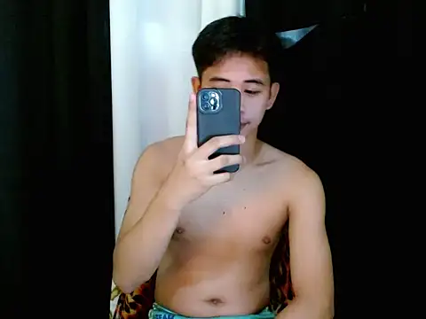 urasianbigcock online show from October 2025 02:42:02 AM