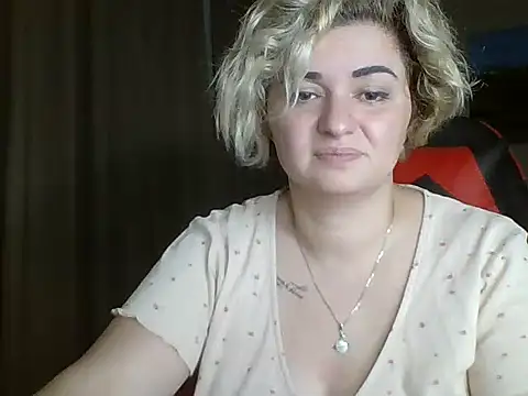 Wymini online show from September 2025 08:55:02 PM