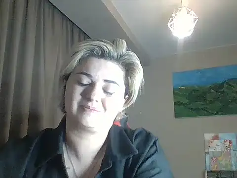 Wymini online show from September 2025 09:20:02 PM