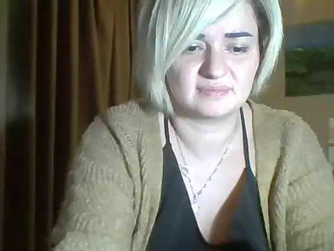 Wymini online show from October 2025 09:04:02 PM