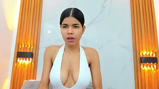 IsabellaMonet online show from December 2025 11:06:01 AM