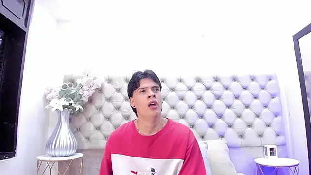 BenitoSaenz online show from November 2025 11:00:02 AM