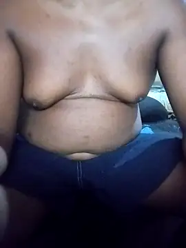 OnlyMoneyIwanT online show from April 2026 09:48:02 PM