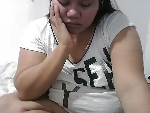 Snapshot of xxwild_pussyxx chatting on April 2026 12:08:02 PM xxwild pussyxx online show from April 2026 12:08:02 PM