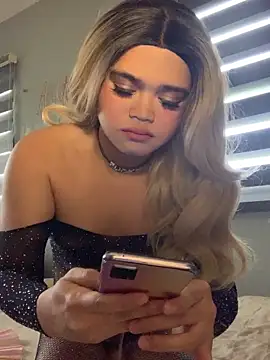 VictoriaL0ve online show from December 2025 05:46:01 AM