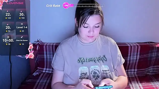 LinaElasm online show from October 2025 10:10:01 PM