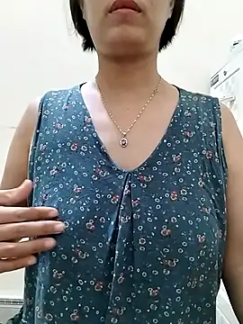 love sexy090 online show from October 2025 12:00:01 AM