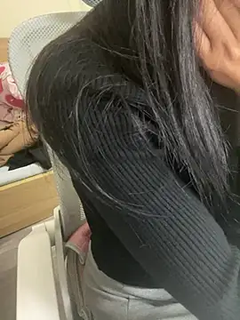 Snapshot of Mina048 chatting on February 2026 07:02:02 AM Mina048 online show from February 2026 07:02:02 AM