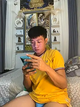 xshyboyx online show from October 2025 03:40:01 PM