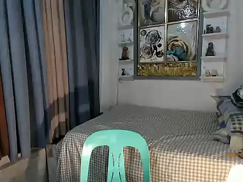 xshyboyx online show from March 2026 02:03:01 AM