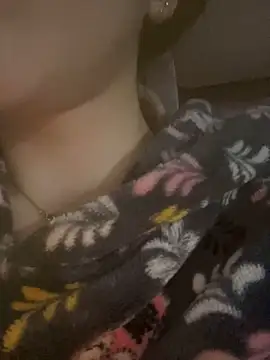 Mimisixo online show from November 2025 11:26:02 PM