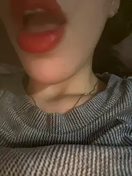 Mimisixo online show from November 2025 05:56:02 PM