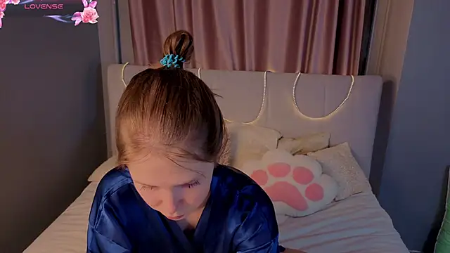 BeatrixCarIeton online show from September 2025 09:37:01 PM