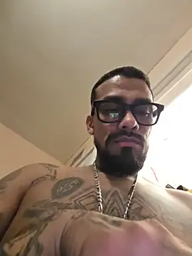 Cnutt310 online show from February 2026 12:15:02 AM