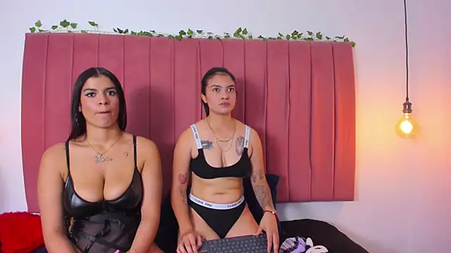 ana foxi online show from March 2026 08:36:01 PM