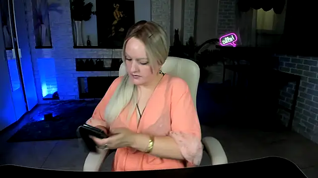 MariemLui online show from September 2025 09:43:02 AM