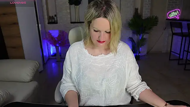 MariemLui online show from April 2026 03:09:02 PM