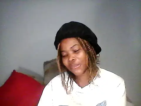 Snapshot of CharlotteXXX chatting on May 2026 10:53:02 AM CharlotteXXX online show from May 2026 10:53:02 AM