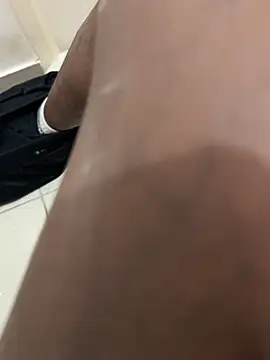 Snapshot of blablablackbi chatting on February 2026 12:42:01 AM blablablackbi online show from February 2026 12:42:01 AM