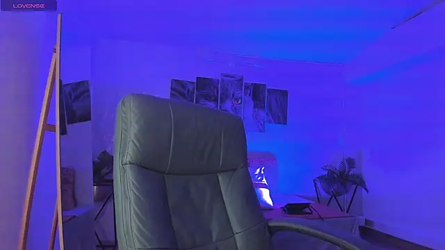 nils saint online show from December 2025 08:12:02 AM