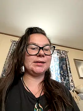 amiralily9 online show from October 2025 02:49:01 PM