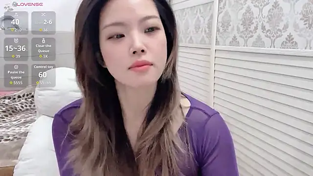 Holiland online show from November 2025 12:57:02 AM