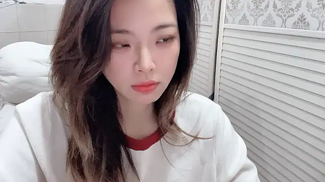 Holiland online show from December 2025 01:32:02 AM