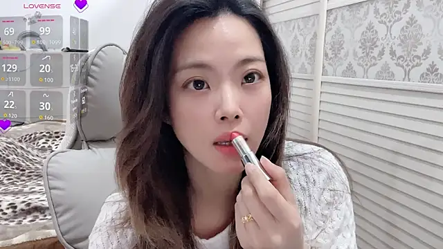 Holiland online show from January 2026 01:21:02 AM