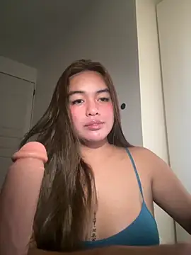 Snapshot of urasianlady chatting on November 2025 06:06:02 AM urasianlady online show from November 2025 06:06:02 AM