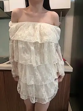 Meii-meyy online show from November 2025 05:06:02 AM