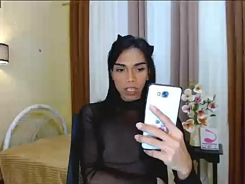 Snapshot of angelaxmonroe chatting on September 2025 01:38:02 AM angelaxmonroe online show from September 2025 01:38:02 AM