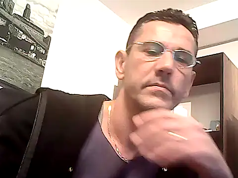 Snapshot of mastercharisma35 chatting on January 2026 11:48:02 AM mastercharisma35 online show from January 2026 11:48:02 AM