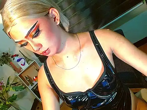 Queen yasii 88 online show from April 2026 03:01:01 PM