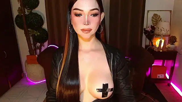 Snapshot of MouthWatering_Ayesha chatting on February 2026 04:09:02 AM MouthWatering Ayesha online show from February 2026 04:09:02 AM