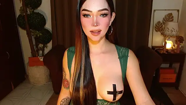 Snapshot of MouthWatering_Ayesha chatting on March 2026 05:30:01 AM MouthWatering Ayesha online show from March 2026 05:30:01 AM