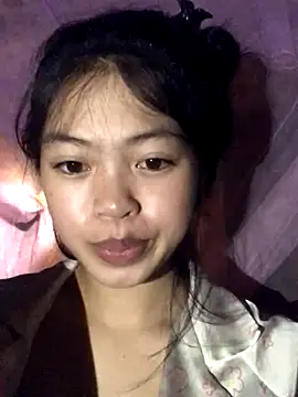 Thy00   online show from October 2025 02:05:01 PM