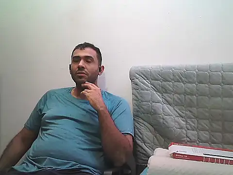 Snapshot of morenocabro10 chatting on October 2025 03:57:02 PM morenocabro10 online show from October 2025 03:57:02 PM