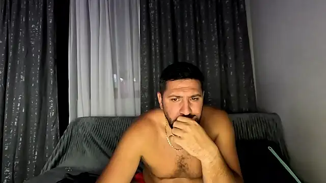 Gold Alpha Boy online show from September 2025 08:53:02 PM