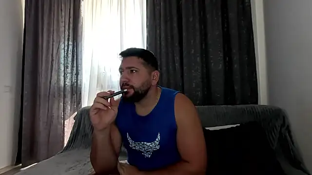 Gold Alpha Boy online show from October 2025 08:13:02 AM