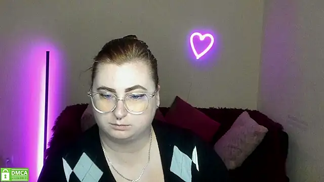 Alicia love00 online show from September 2025 05:22:01 AM