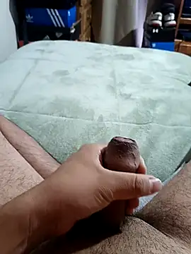 Cuajinais01 online show from October 2025 04:42:02 PM