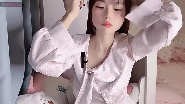 gougou77 online show from January 2026 12:43:01 PM